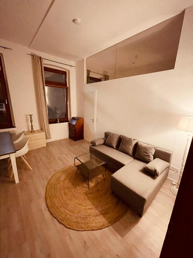 Retro Appartement Im Herzen Von Koeln Deutz المظهر الخارجي الصورة