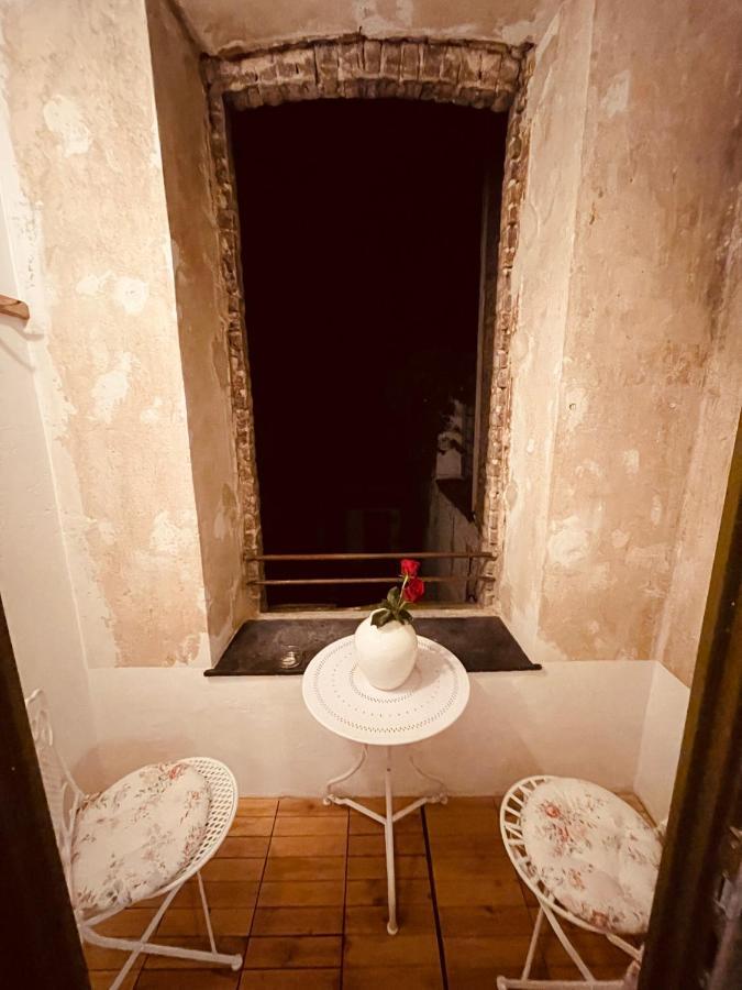 Retro Appartement Im Herzen Von Koeln Deutz المظهر الخارجي الصورة