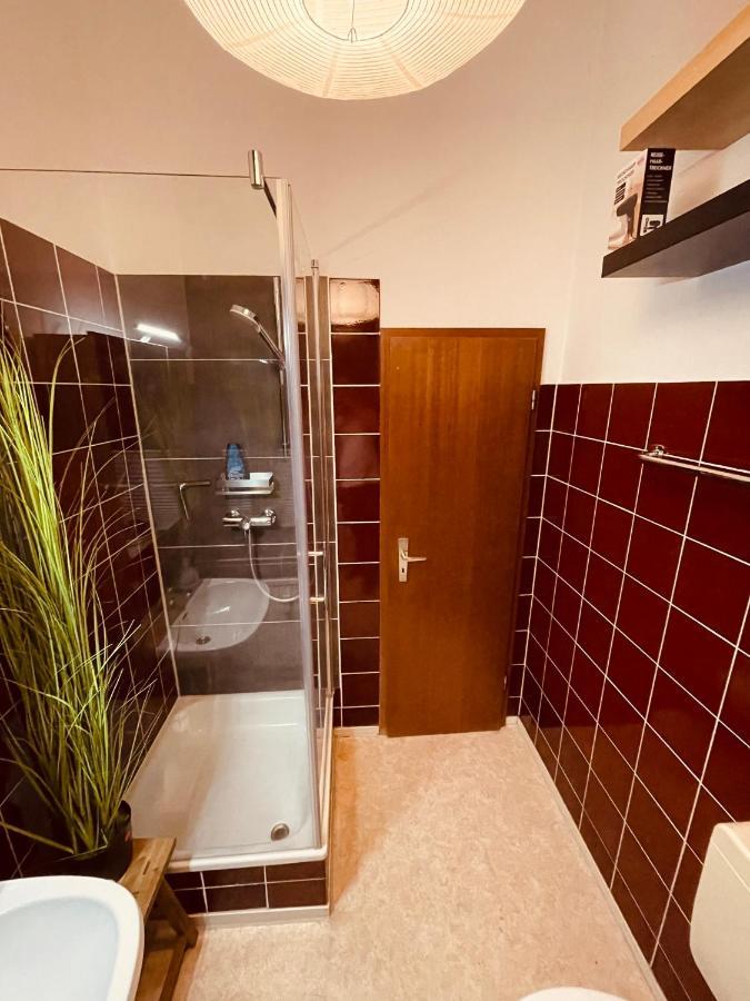 Retro Appartement Im Herzen Von Koeln Deutz المظهر الخارجي الصورة